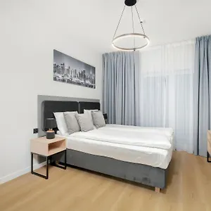 Apartament Modern Plac Wolnosci By Renters